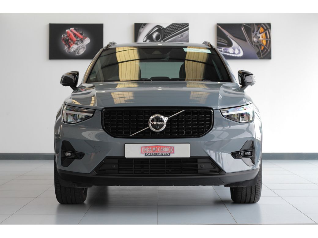 2023 Volvo XC40