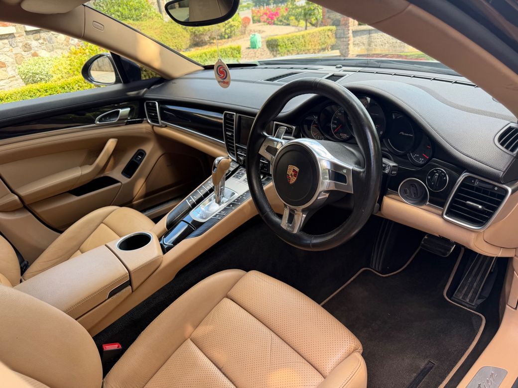2013 Porsche Panamera