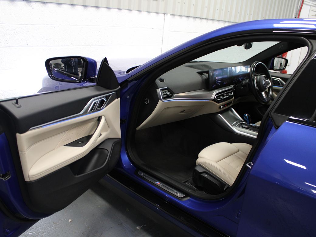 2022 BMW i4