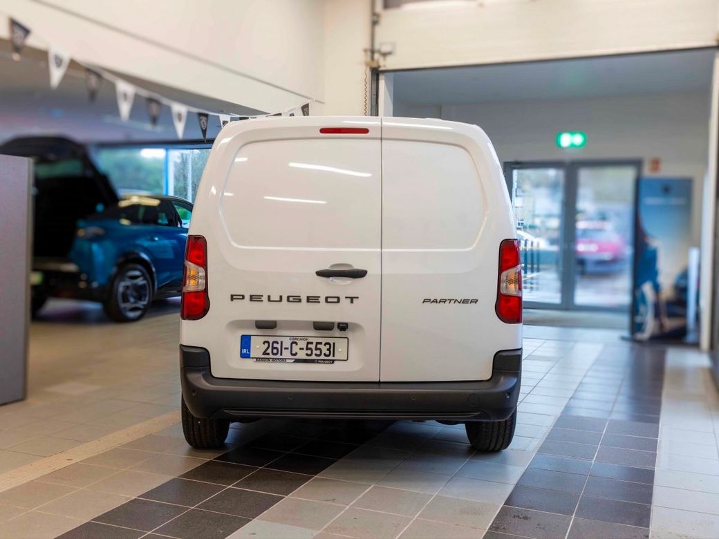 2026 Peugeot Partner