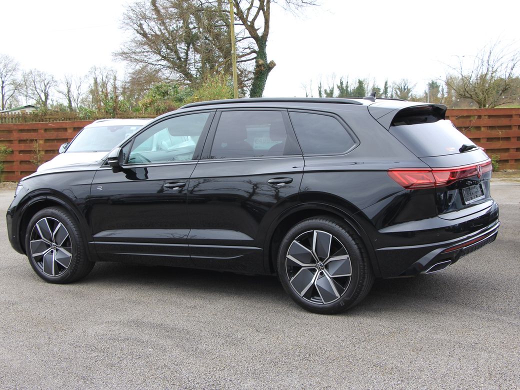 2025 Volkswagen Touareg