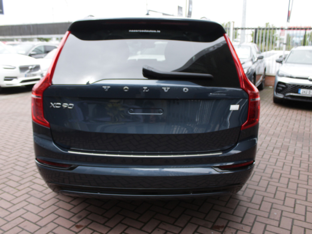 2023 Volvo XC90
