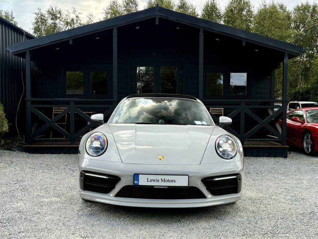 2022 Porsche 911