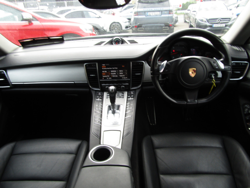 2014 Porsche Panamera