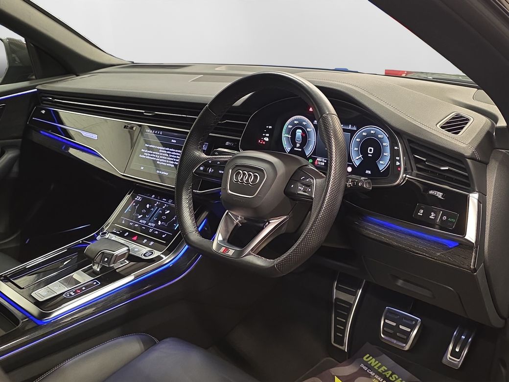 2024 Audi Q8