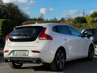 2016 Volvo V40