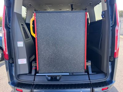 2020 Ford Tourneo