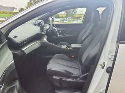 2023 Peugeot 3008