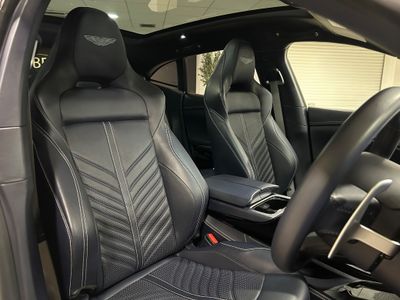 2023 Aston Martin DBX