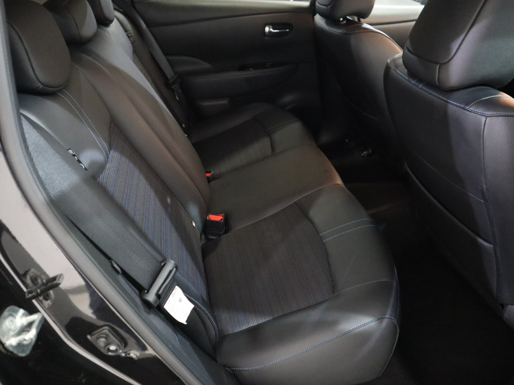 2022 Nissan Leaf