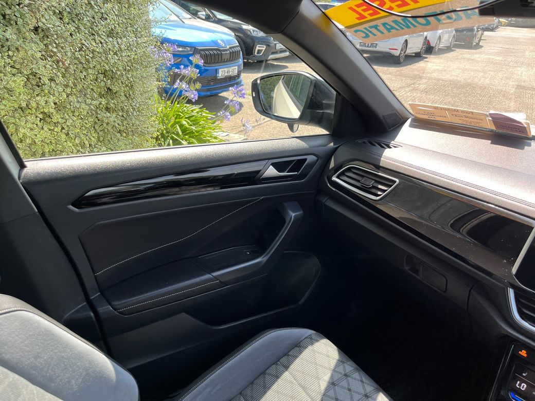 2023 Volkswagen T-Roc