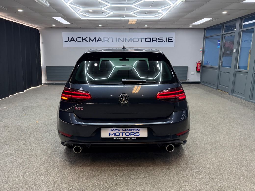 2019 Volkswagen Golf