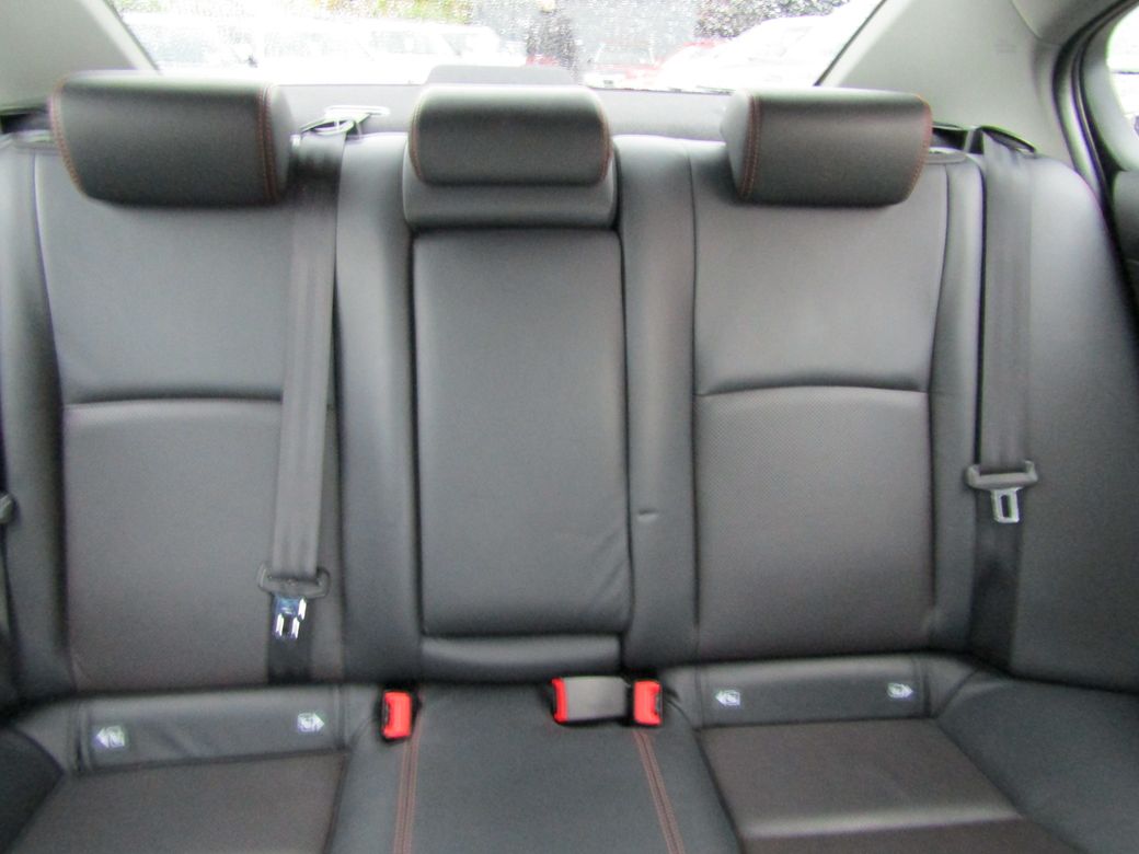 2016 Toyota Avensis