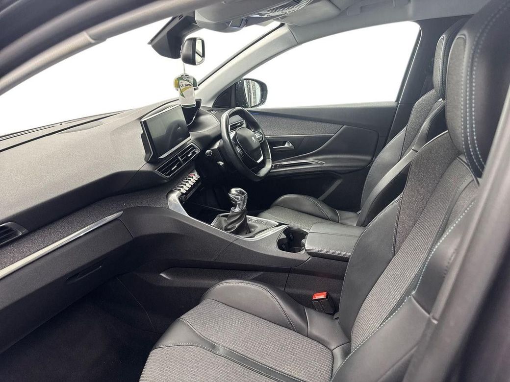 2022 Peugeot 3008