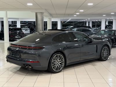 2025 Porsche Panamera
