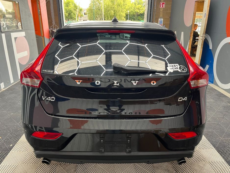 2016 Volvo V40