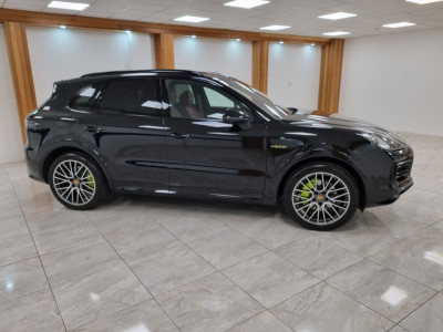 2023 Porsche Cayenne