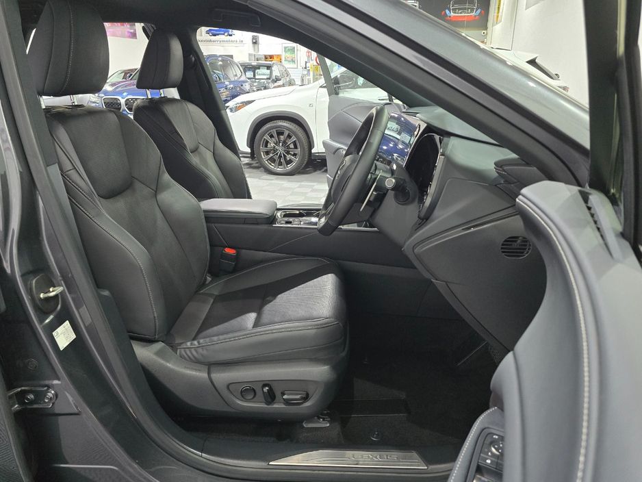 2023 Lexus RX450h+