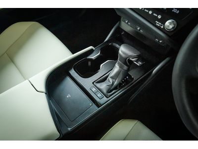 2023 Lexus ES 300h