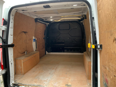 2022 Ford Transit Custom