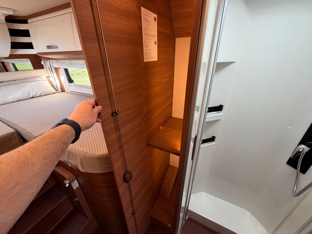 2022 CARTHAGO  CHIC C-LINE 4.9 LEL  R.H.D AUTO C1 REQUIRED 