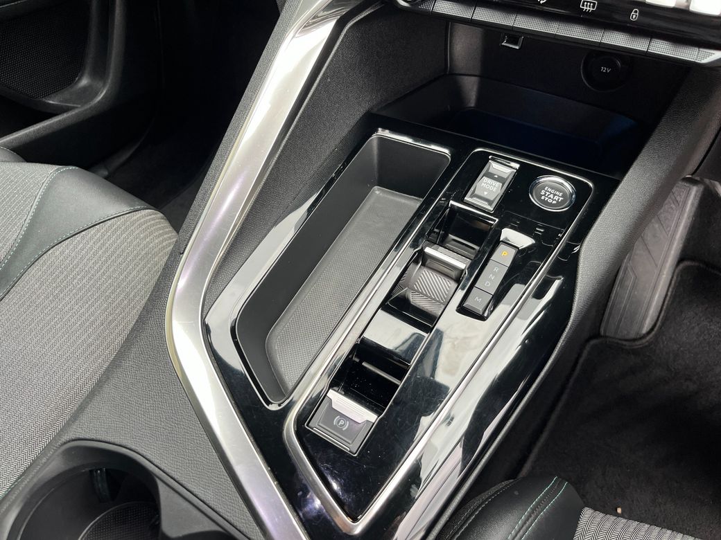 2023 Peugeot 5008
