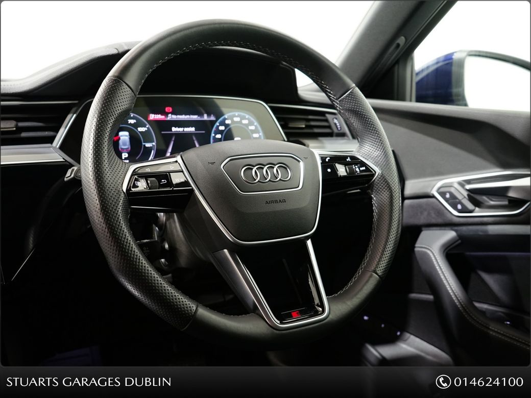2022 Audi e-tron