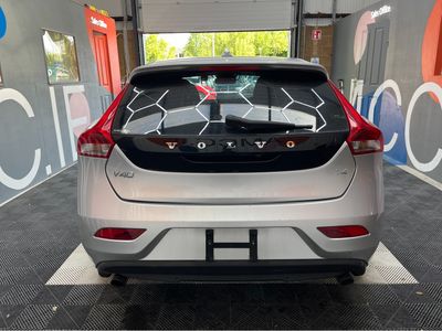 2015 Volvo V40