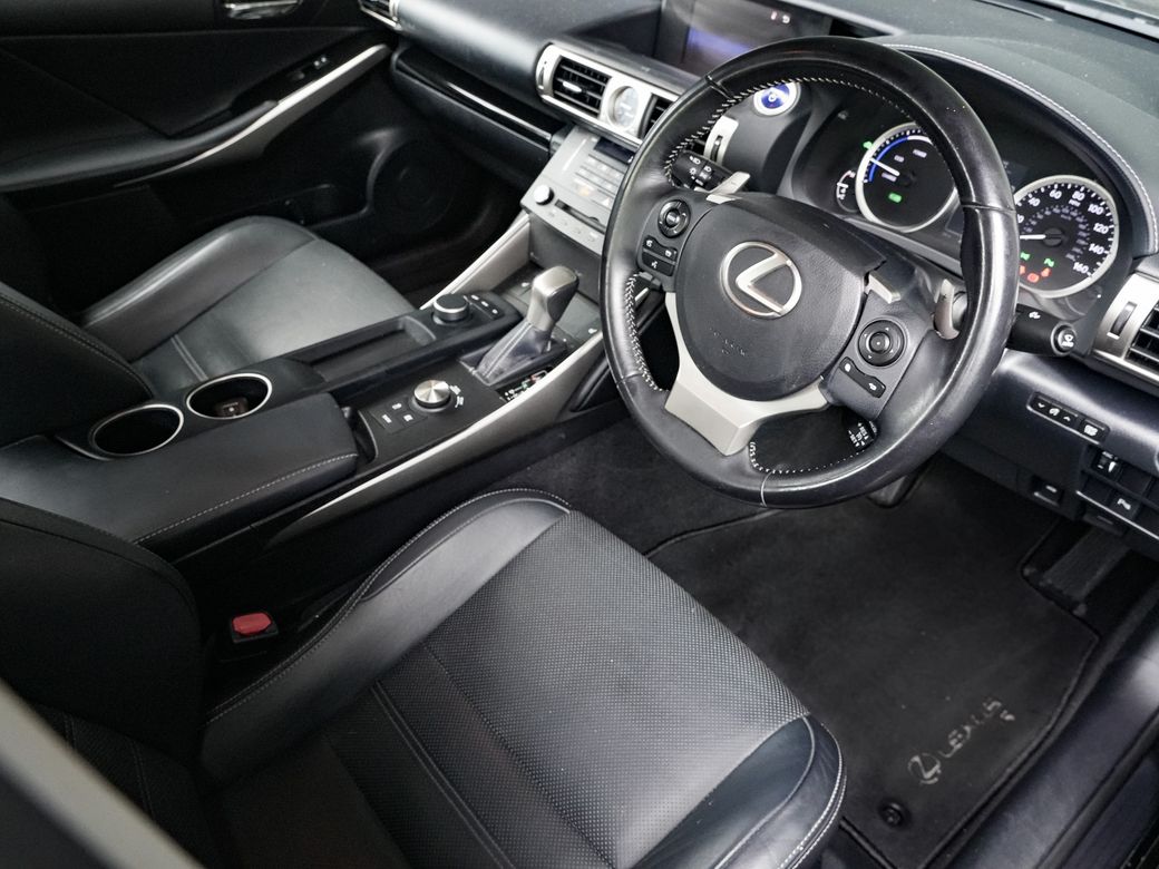 2016 Lexus IS