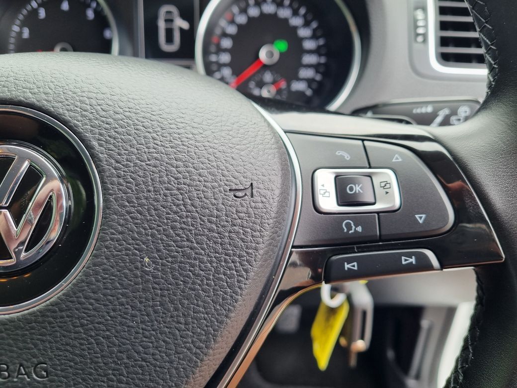 2017 Volkswagen Polo