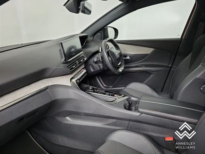 2023 Peugeot 5008
