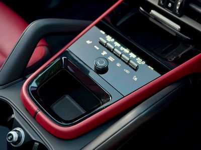 2024 Porsche Cayenne