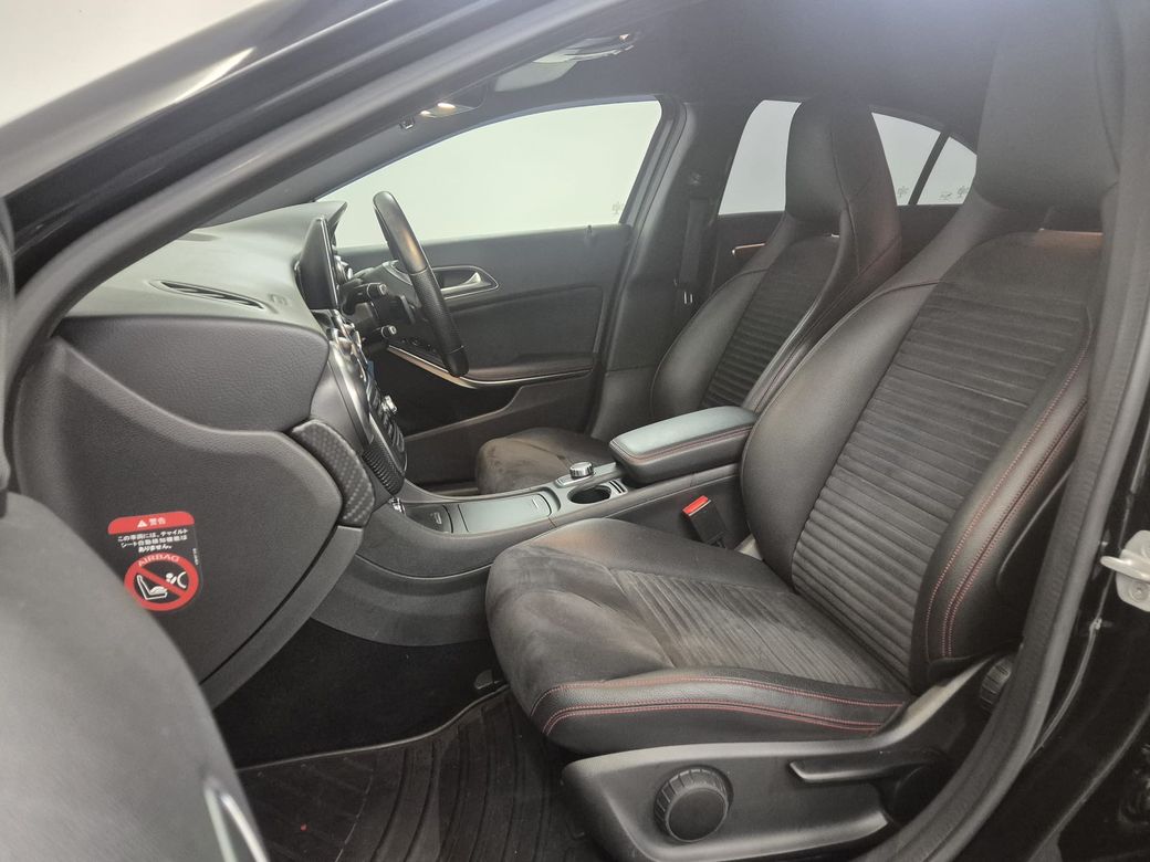 2013 Mercedes-Benz A 180