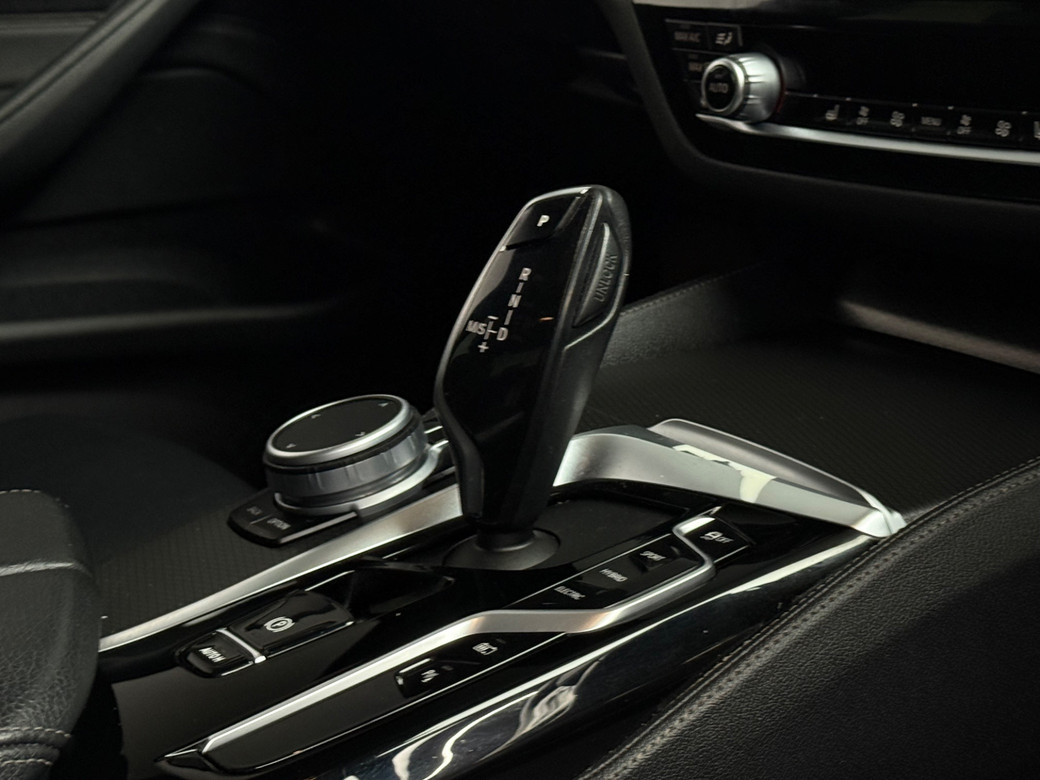 2021 BMW 5 Series