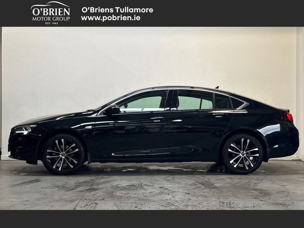 2022 Opel Insignia