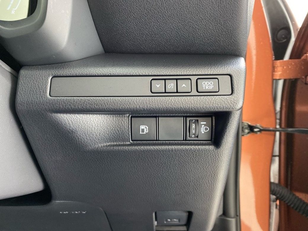 2025 Lexus LBX
