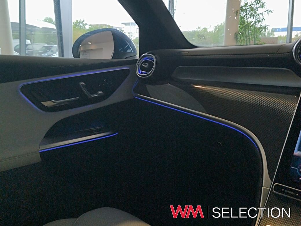 2025 Mercedes-Benz 300