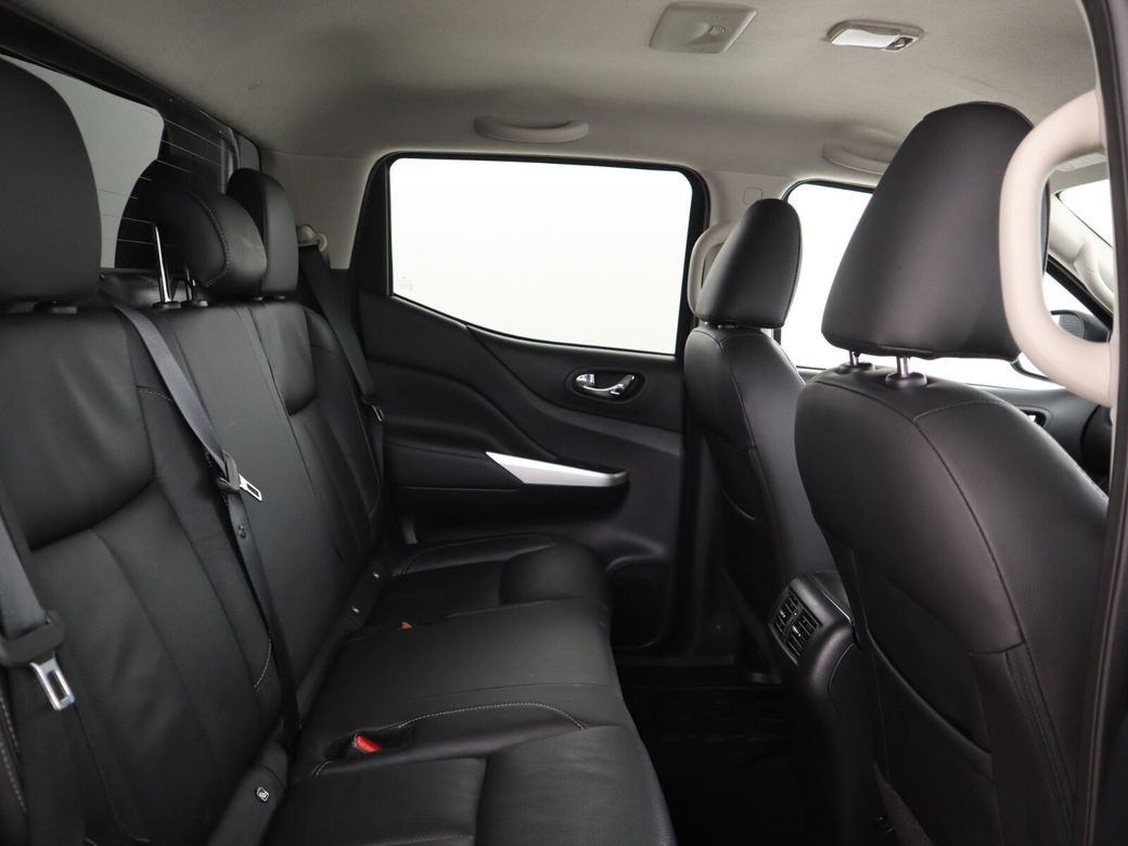2021 Nissan Navara