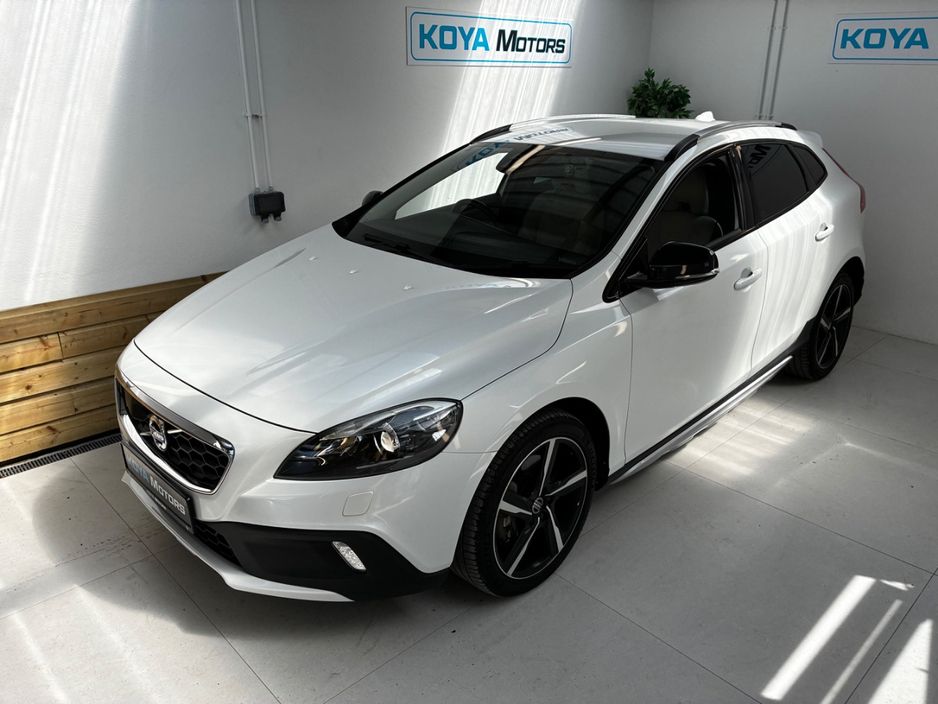 2016 Volvo V40