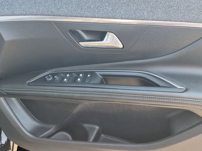 2022 Peugeot 3008