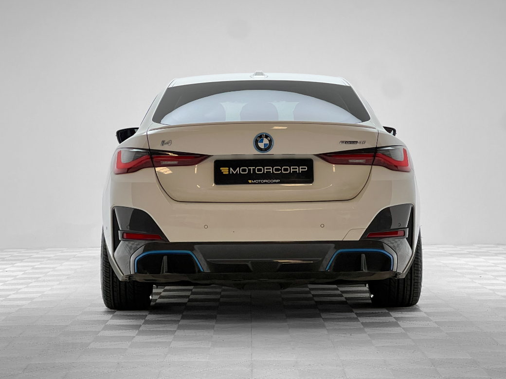 2022 BMW i4
