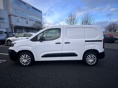 2021 Peugeot Partner