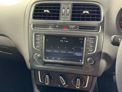 2017 Volkswagen Polo