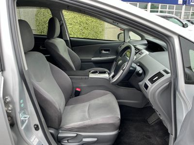 2014 Toyota Prius Alpha