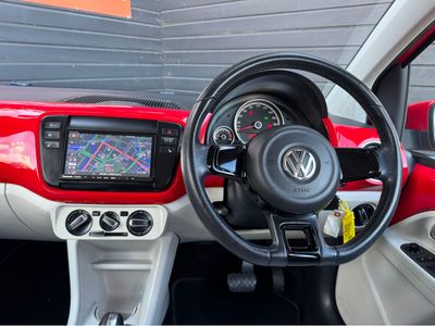 2015 Volkswagen up!