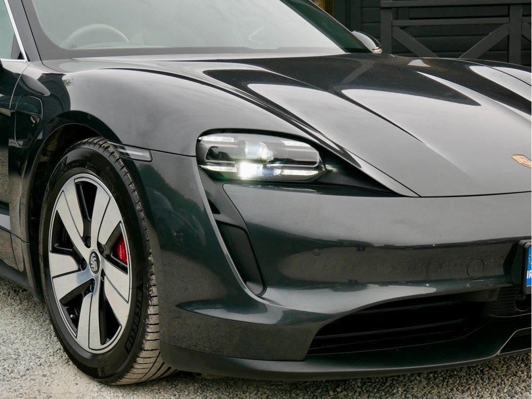 2023 Porsche Taycan
