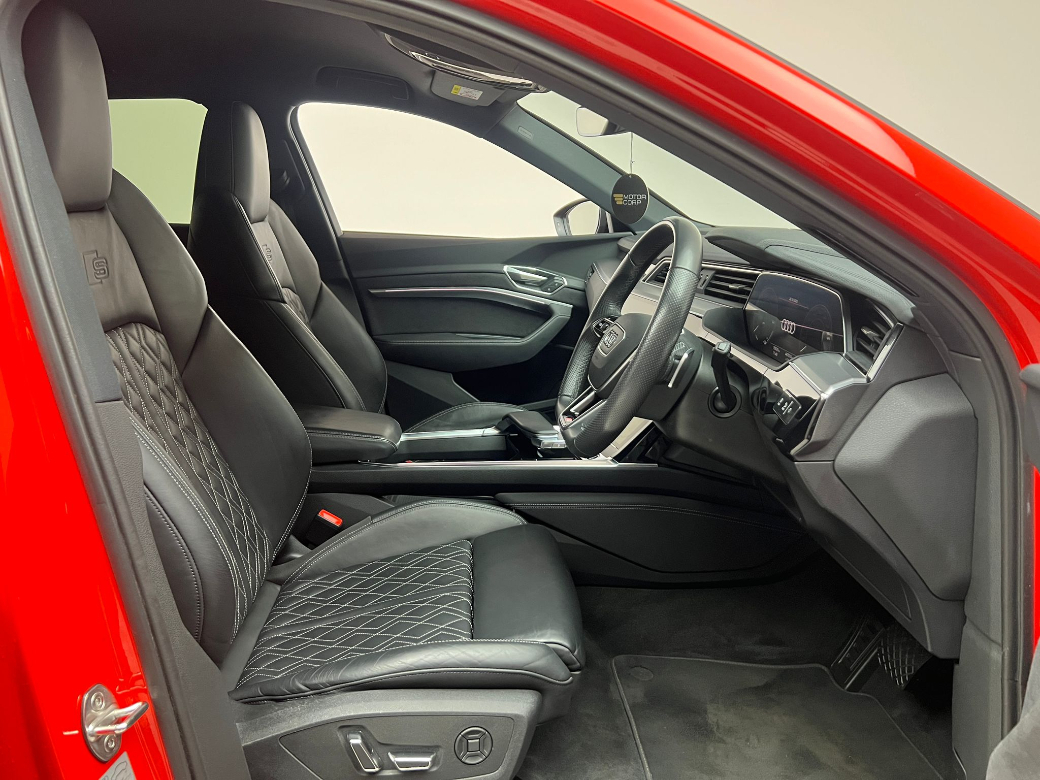 2022 Audi e-tron