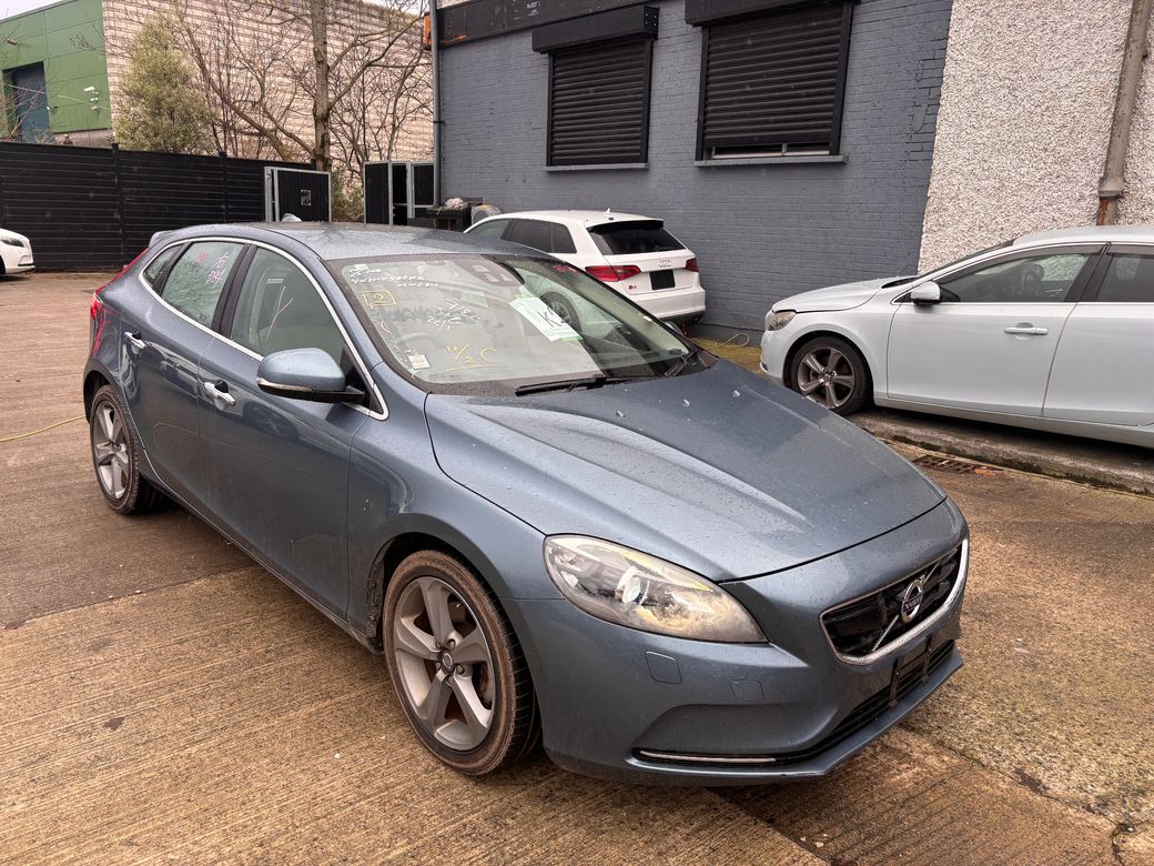 2014 Volvo V40