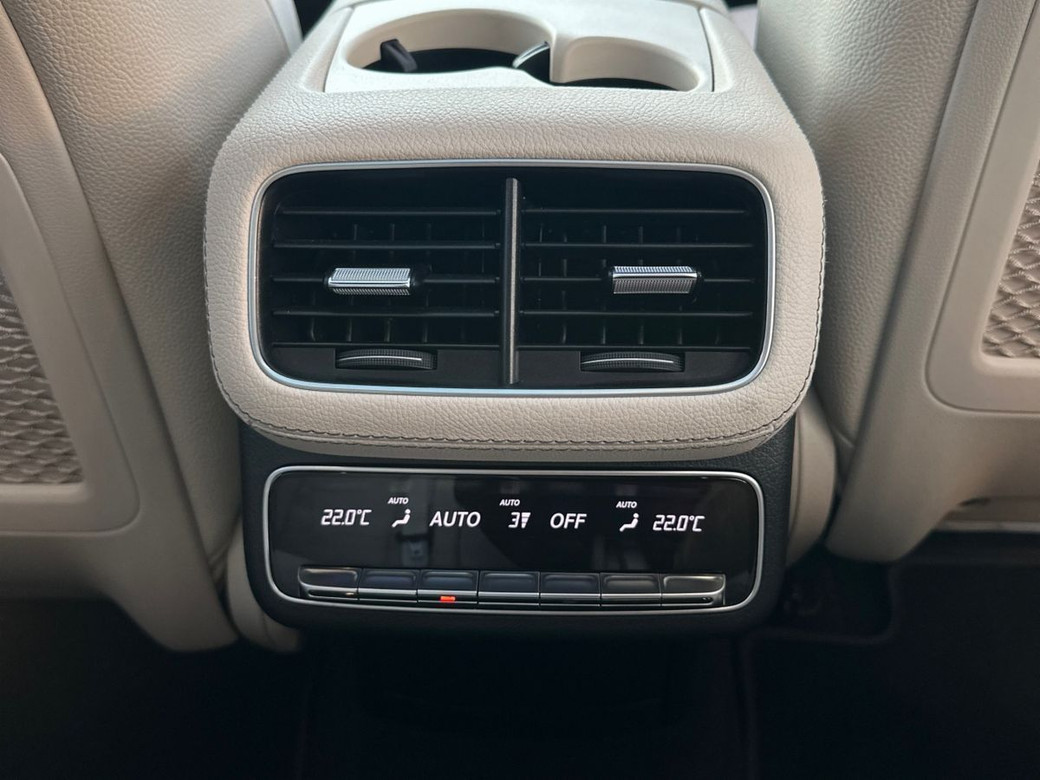 2025 Mercedes-Benz GLS