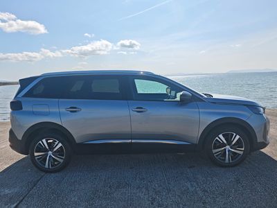 2024 Peugeot 5008